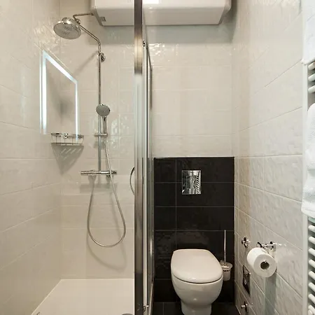 Mihaela Apartment